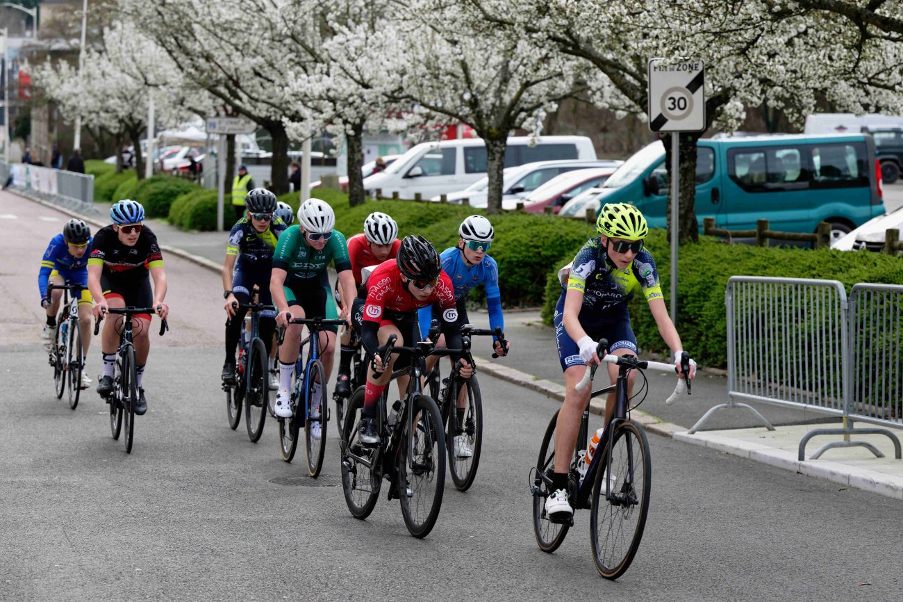 Cyclisme Jean Chaussivert remporte, au sprint, le Grand prix de la