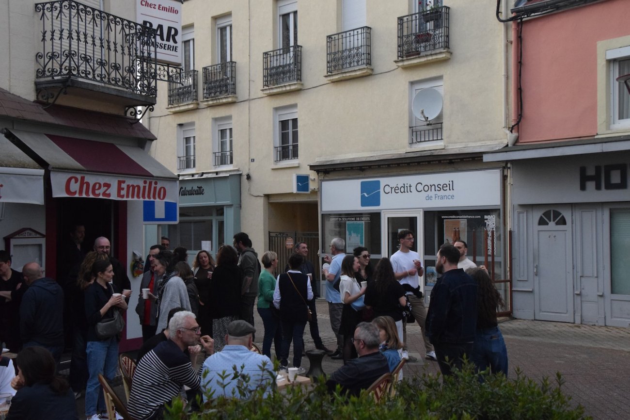 LE CREUSOT : Le bar de la place Schneider "Chez Emilio" a fêté ses 45