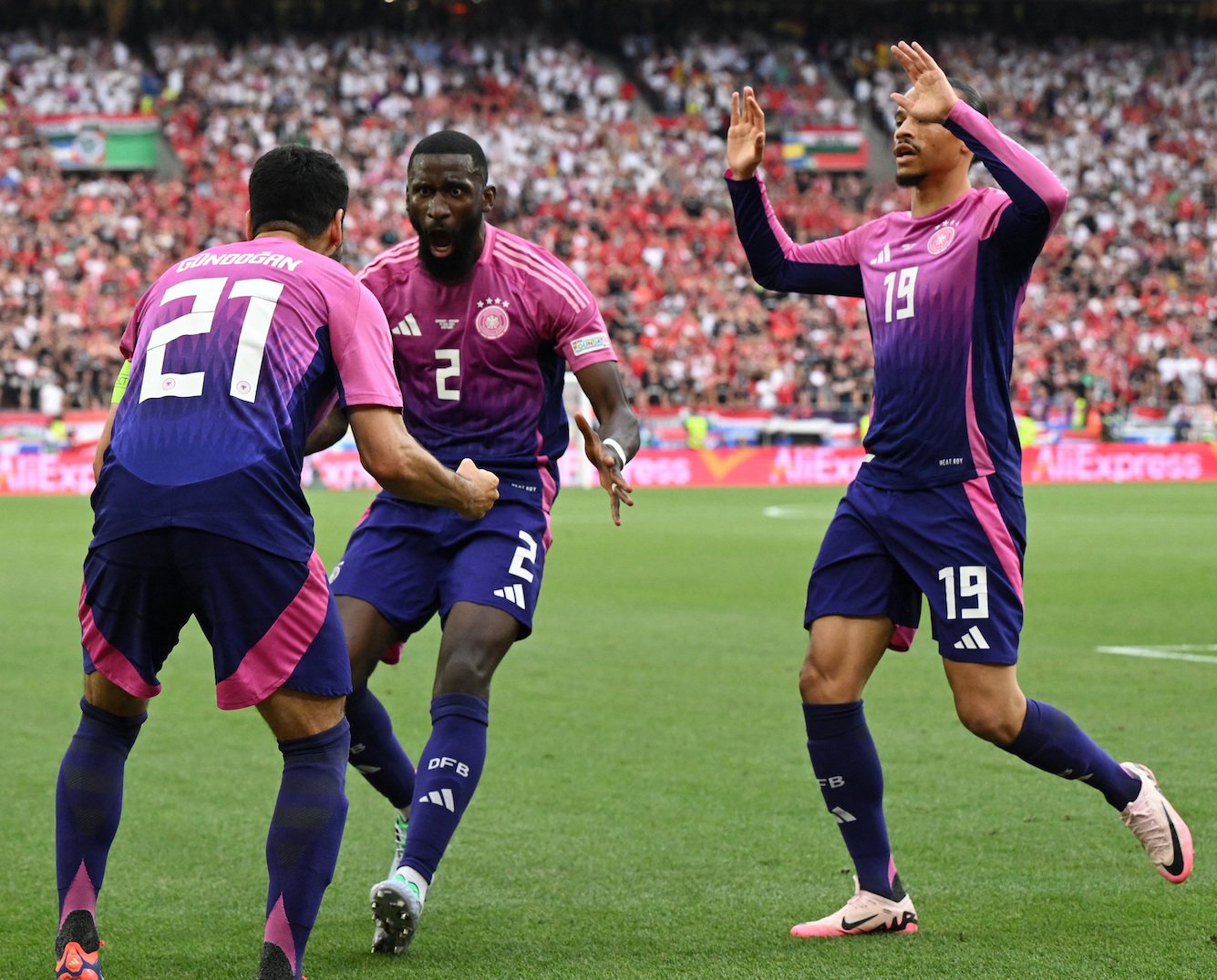 FOOTBALL (Euro 2024) L'Allemagne bat la Hongrie et file en 8ème de