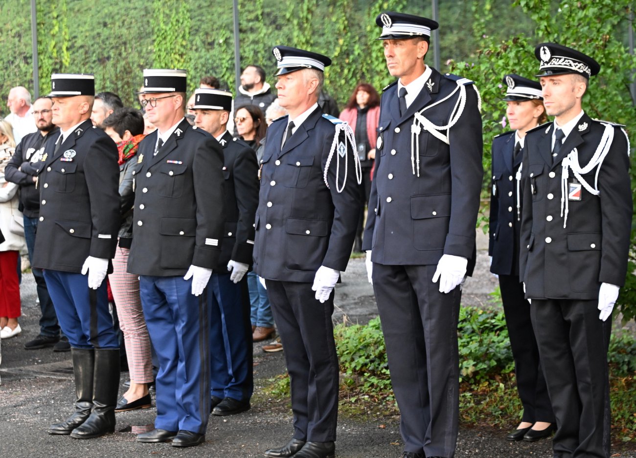 LE CREUSOT Le Commandant Divisionnaire Arnaud Plantard A t le-creusot-le-commandant-divisionnaire-arnaud-plantard-a-t