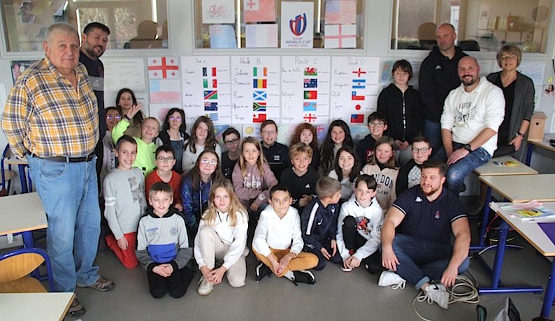 SAINT-SERNIN-DU-BOIS: La Copa del Mundo de Rugby llega a la escuela