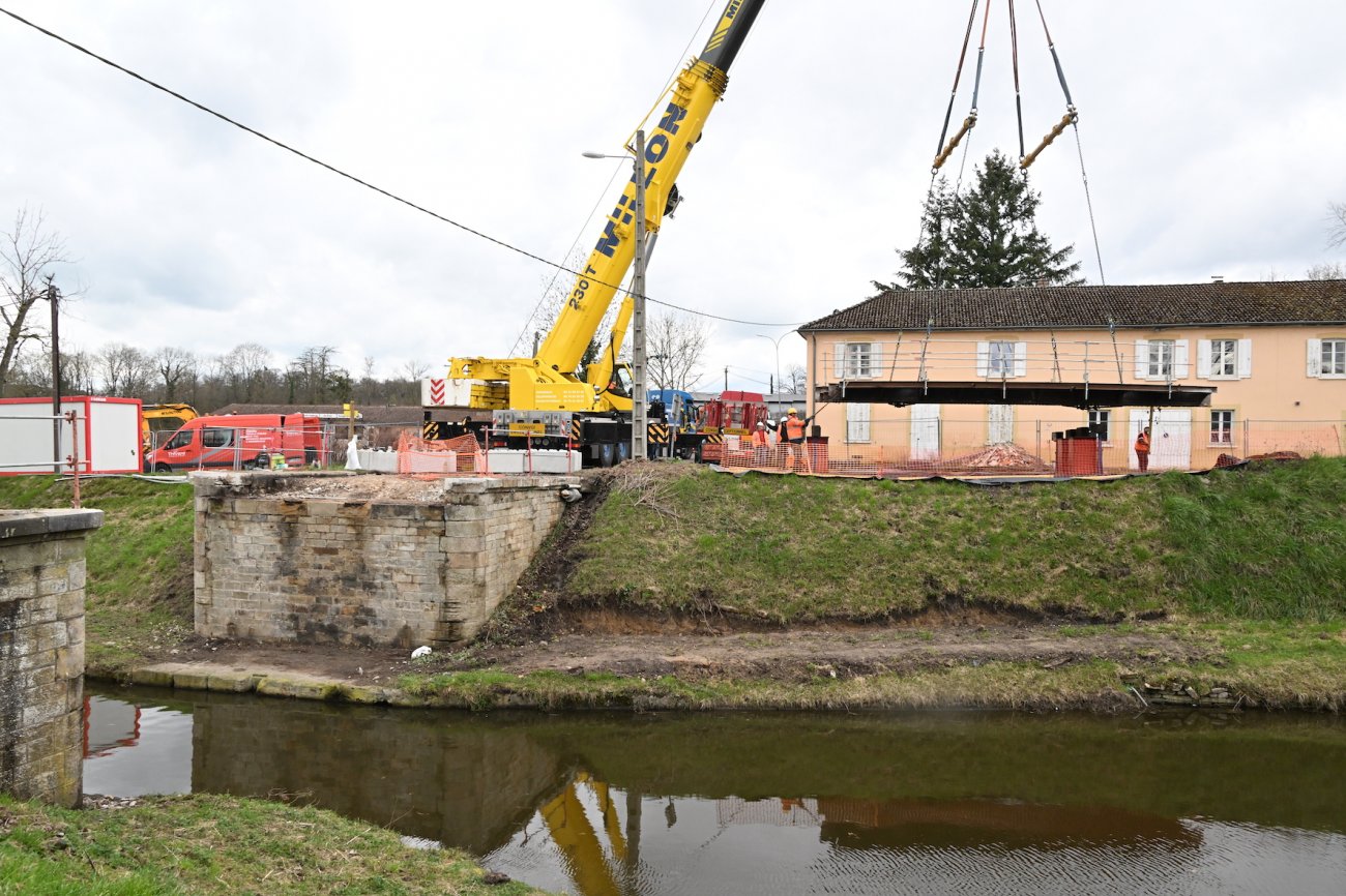 St-Laurent d’Andenay – Ecuisses – Montchanin : Le Pont Jeanne Rose a ...